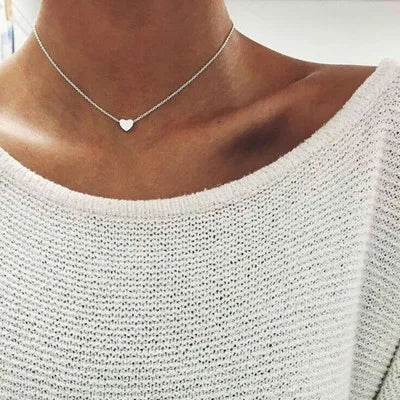 Simple Pearl Choker Necklaces