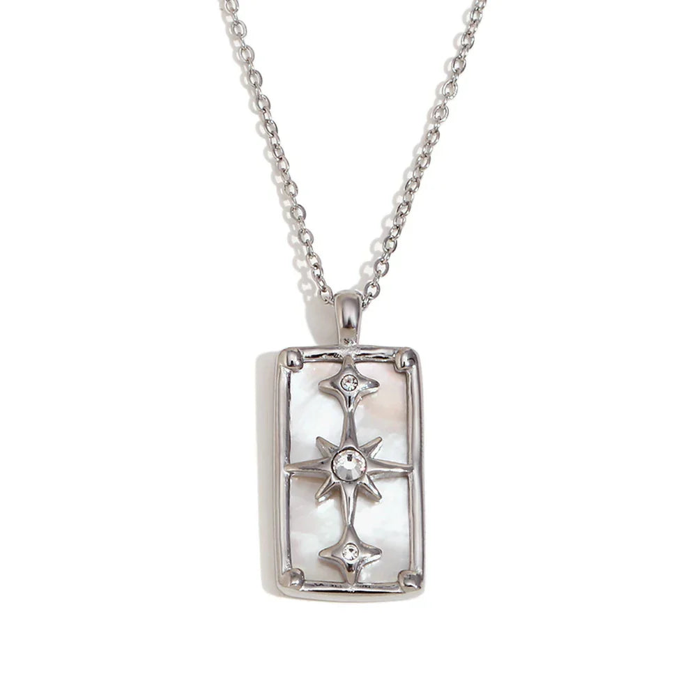 Sparkling Polaris necklace